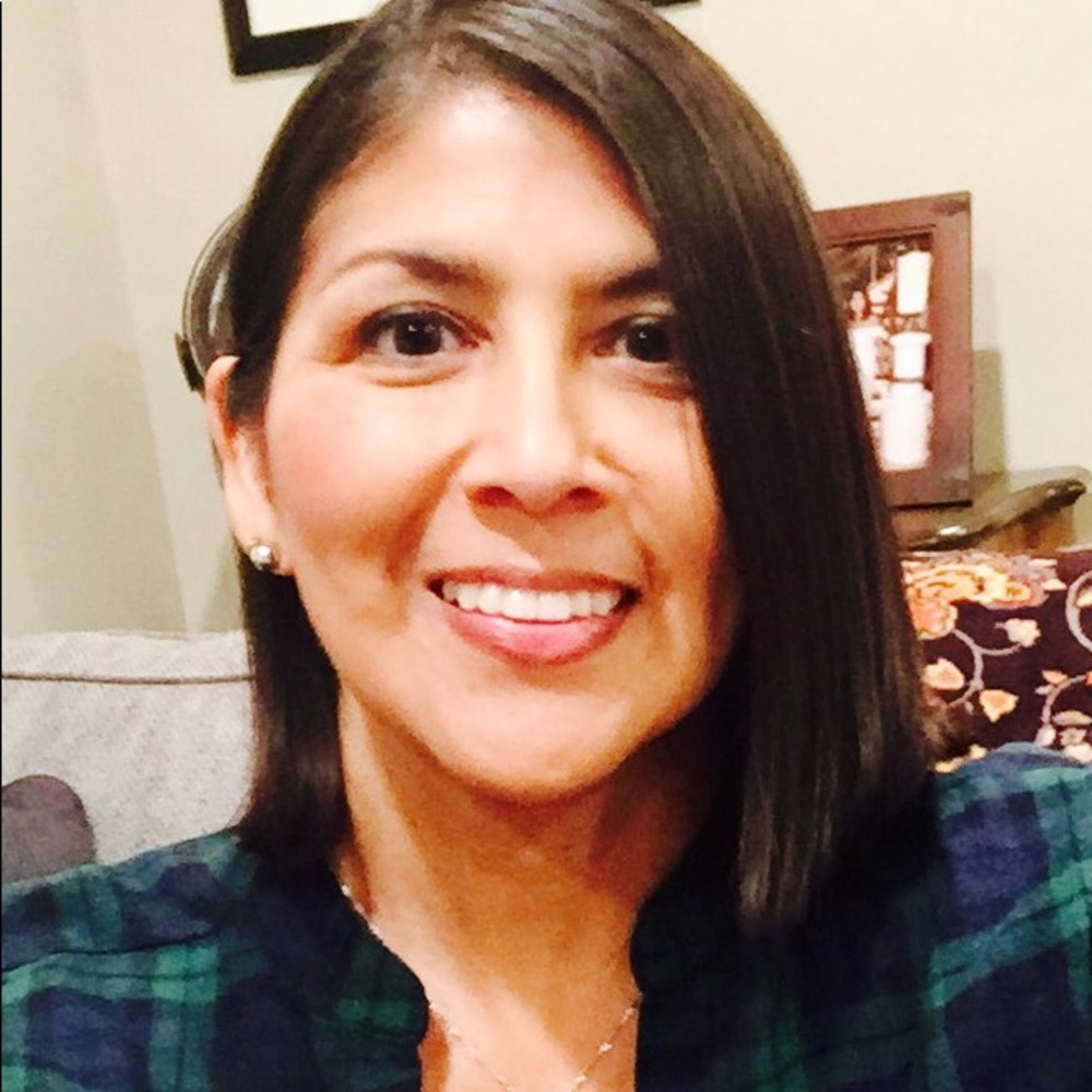 Meet your Posher, Lori